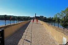 Альбом истории ""Sur le pont d'Avignon" — на мосту Авиньона, мы танцуем"