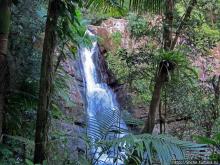 Водопад Ла Мина — хоть искупаться, хоть поглазеть