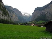 "Чистый фонтан" Лаутербрюннен — город в долине водопадов