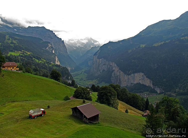 "Чистый фонтан" Лаутербрюннен — город в долине водопадов