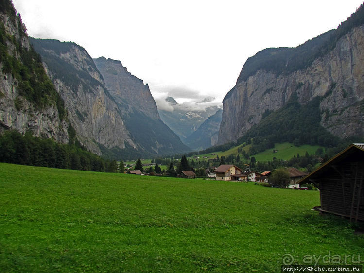 "Чистый фонтан" Лаутербрюннен — город в долине водопадов