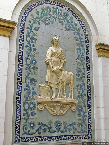 Шедевры архитектуры соцреализма в киевском ВДНХ