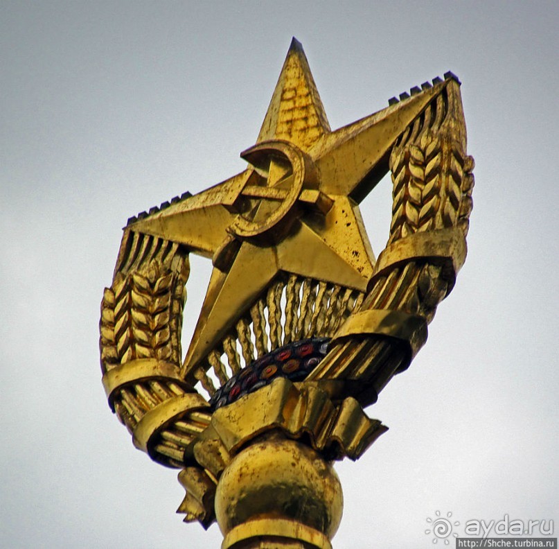 Шедевры архитектуры соцреализма в киевском ВДНХ