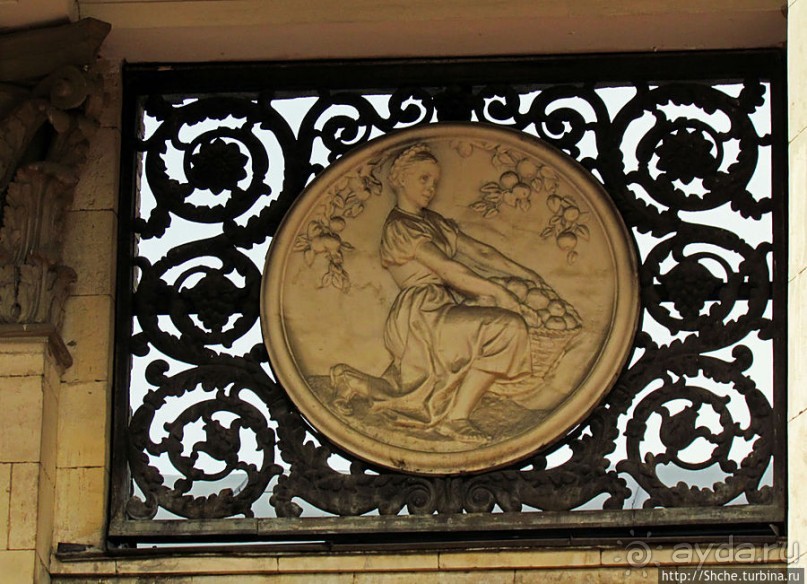 Шедевры архитектуры соцреализма в киевском ВДНХ