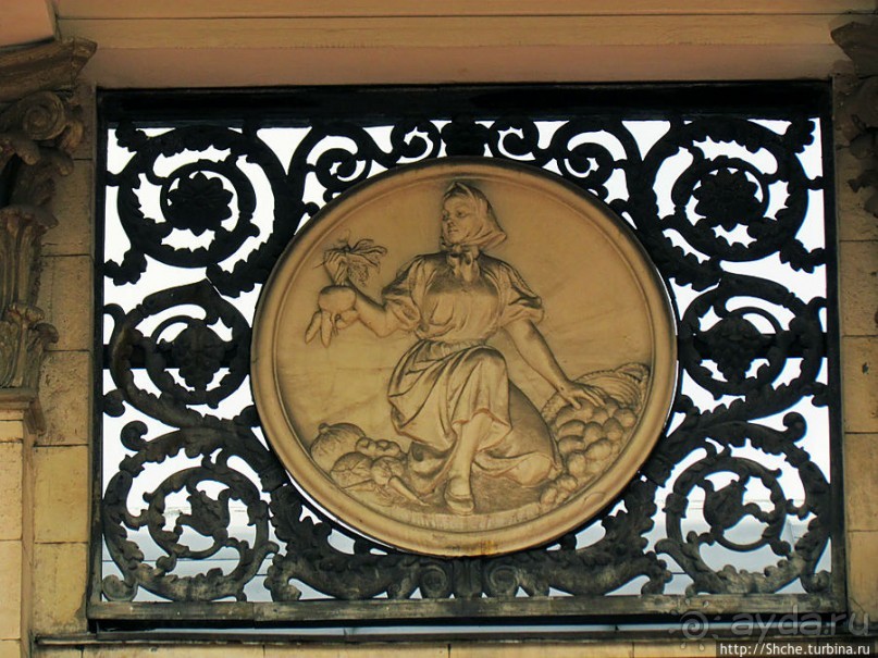 Шедевры архитектуры соцреализма в киевском ВДНХ