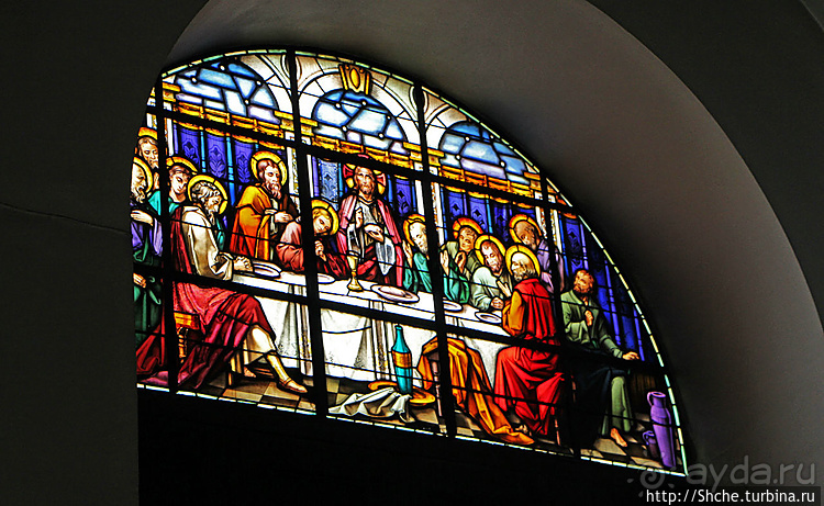 Кафедальный собор Св. Марии Коронованный как зеркало истории