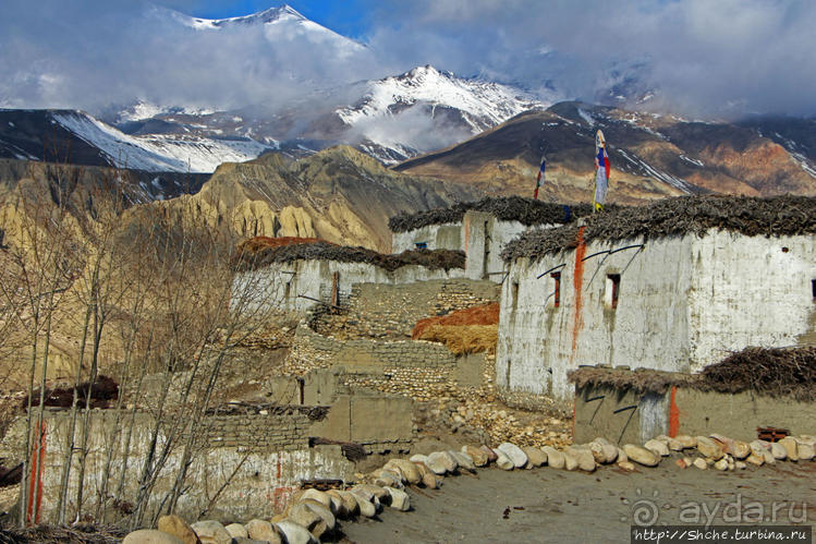 Маранг — еще один центр "цивилизации" Мустанга