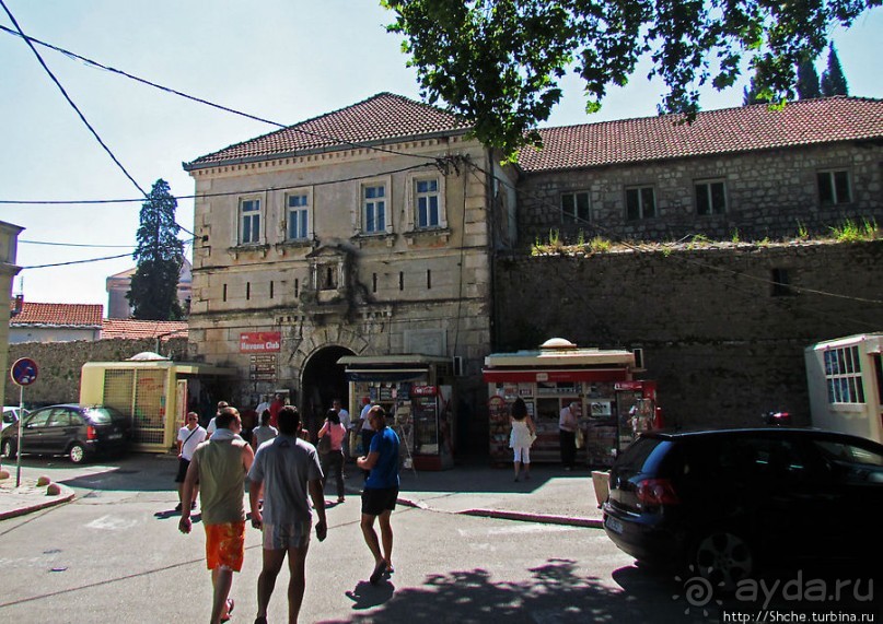 Требинье. В стенах старого города