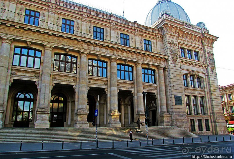 Красивый город Бухарест