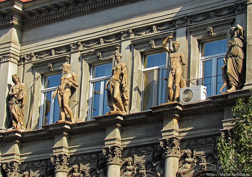 Красивый город Бухарест