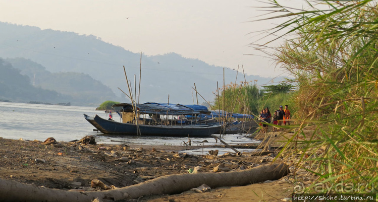 На лаосском берегу Меконга