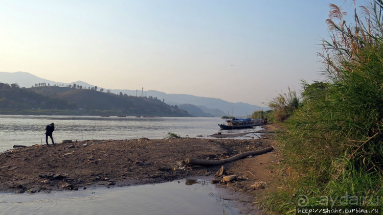 На лаосском берегу Меконга