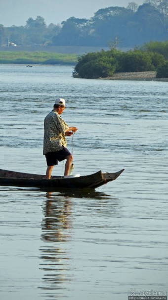 На лаосском берегу Меконга