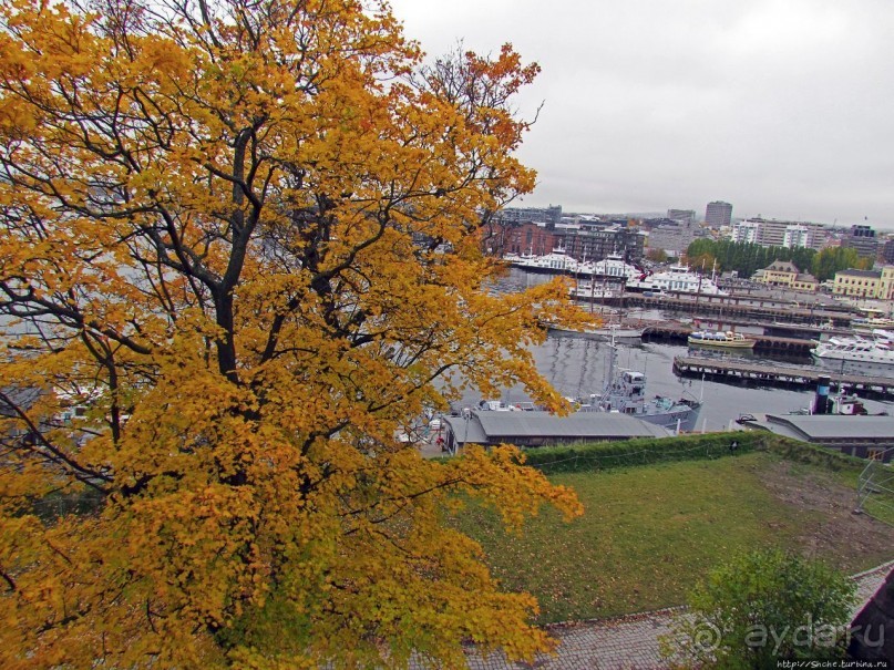 Крепость-парк Акерсхус, осенняя пьеса