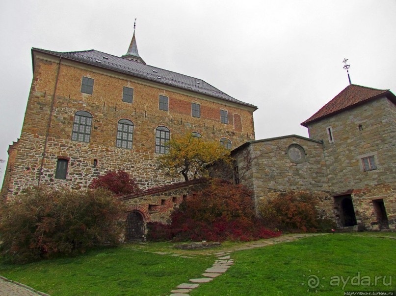 Крепость-парк Акерсхус, осенняя пьеса