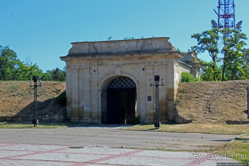 Очаковские ворота, как останки Херсонской крепости