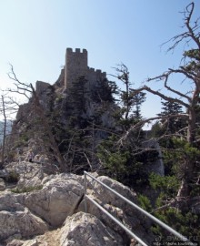 Замок Святого Иллариона- самая сохранившаяся крепость Кипра