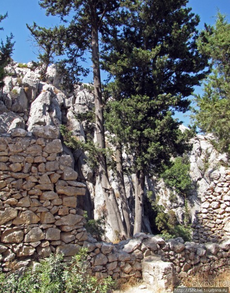 Замок Святого Иллариона- самая сохранившаяся крепость Кипра