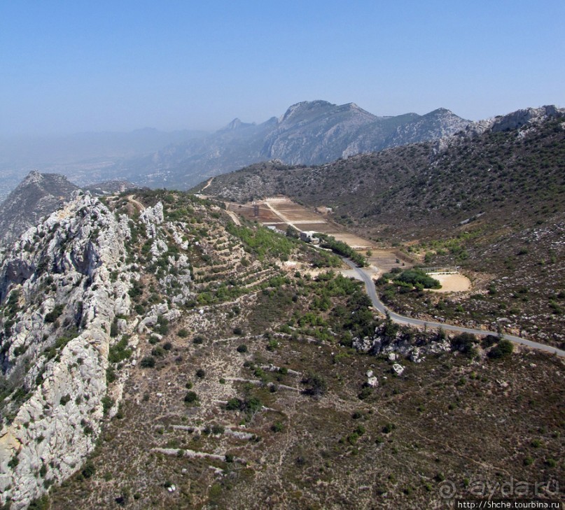 Замок Святого Иллариона- самая сохранившаяся крепость Кипра