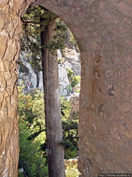 Замок Святого Иллариона- самая сохранившаяся крепость Кипра