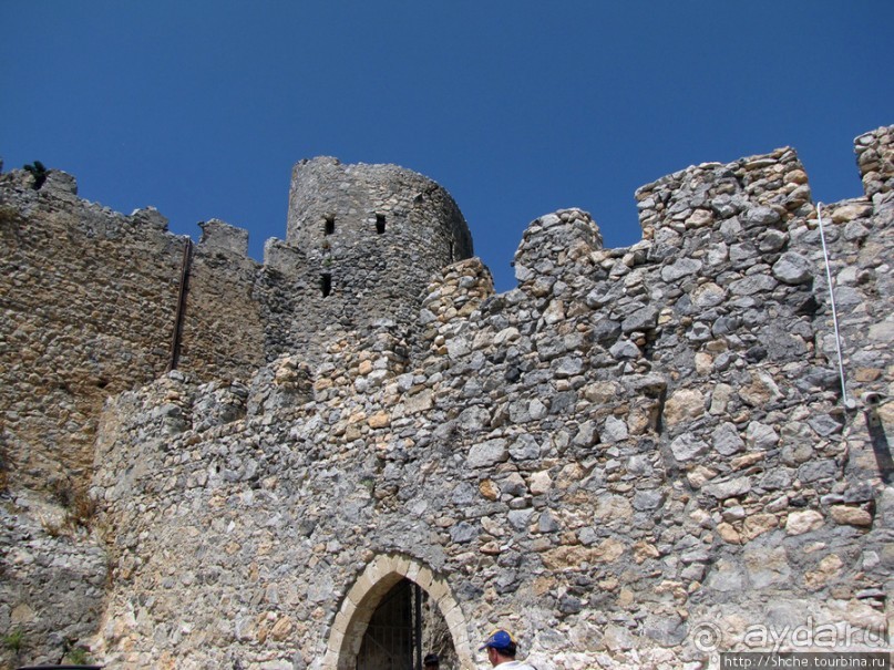 Замок Святого Иллариона- самая сохранившаяся крепость Кипра