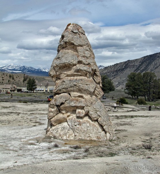 Террасы Мамонтовых горячих источников (Mammoth Hot Spring)