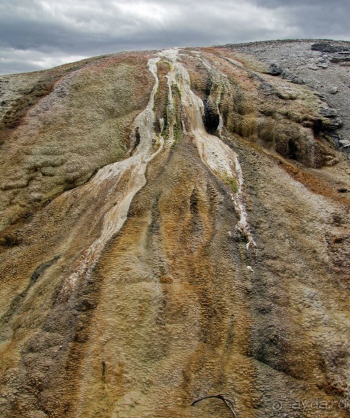 Террасы Мамонтовых горячих источников (Mammoth Hot Spring)
