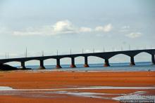 Смотрим на архитектурное чудо со стороны