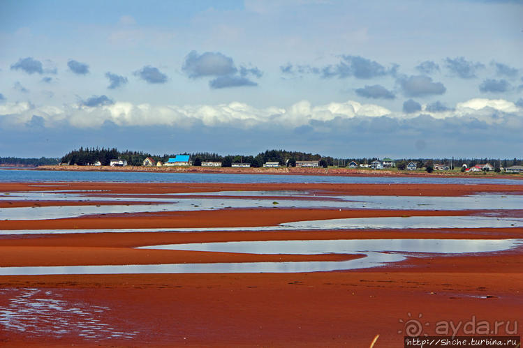 Смотрим на архитектурное чудо со стороны