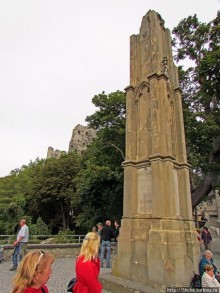 Альбом отзыва "Руины замка Драхенфельс на вершине Скалы Дракона Drachenfels"