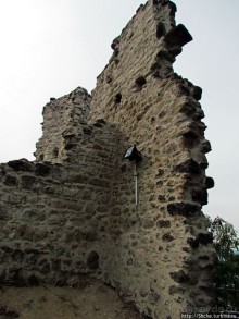 Руины замка Драхенфельс на вершине Скалы Дракона Drachenfels