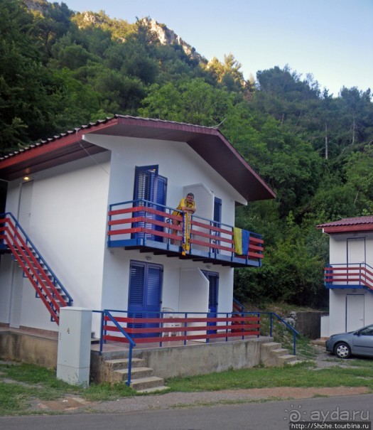 Комфортабельный автокемпинг-отель в уединенном заливе