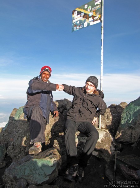 Всречаем рассвет на пике Социализма ( Socialist Peak 4562m)