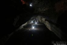 В застывшем пузыре (лавовый тоннель)