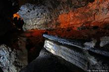 В застывшем пузыре (лавовый тоннель)