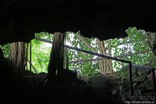 В застывшем пузыре (лавовый тоннель)