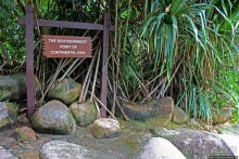 Остров, на острове остров (южная точка Континентальной Азии)