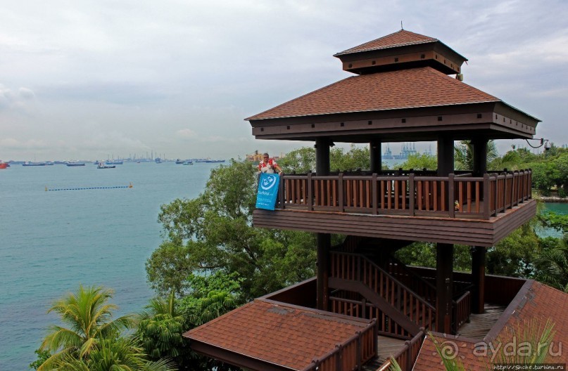 Остров, на острове остров (южная точка Континентальной Азии)