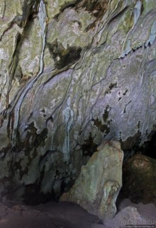 Заглянули в пещеру Калабера