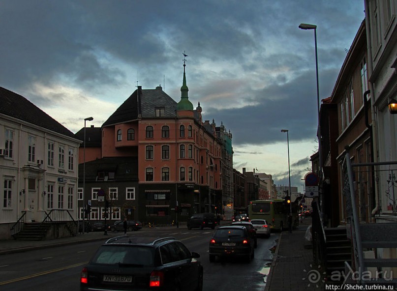 "Кажется, ночь начинается..." Вечер, сумерки, Тронхейм