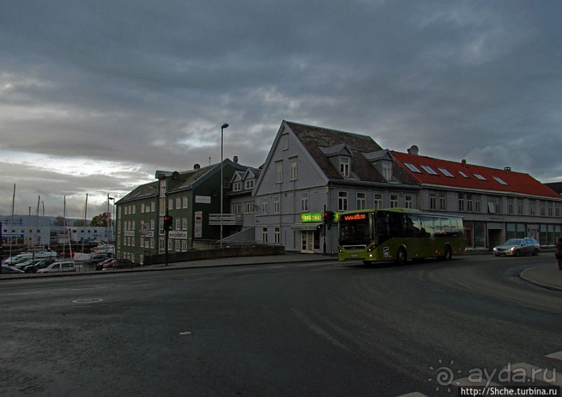 "Кажется, ночь начинается..." Вечер, сумерки, Тронхейм