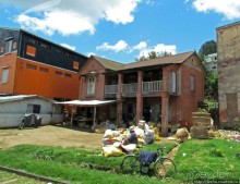 Мураманга и Мандзакандриана. Найдите отличия-Мандзакандриана