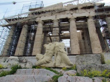 На холме Акрополь — Пантеон, вечная реставрация и остальное