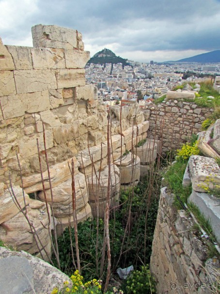 На холме Акрополь — Пантеон, вечная реставрация и остальное