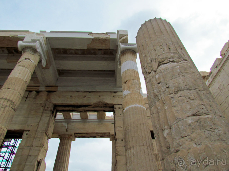 На холме Акрополь — Пантеон, вечная реставрация и остальное