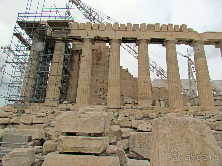 На холме Акрополь — Пантеон, вечная реставрация и остальное