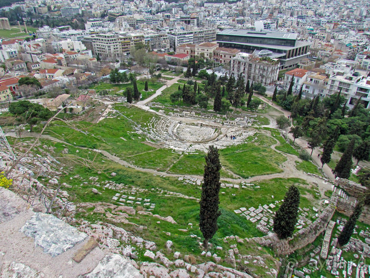 На холме Акрополь — Пантеон, вечная реставрация и остальное