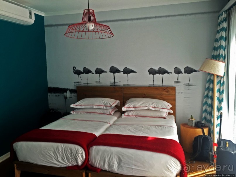 Бутик-отель и устрицы с шампанским на завтрак