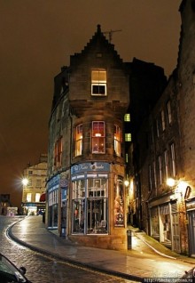 Ночные огни Эдинбурга