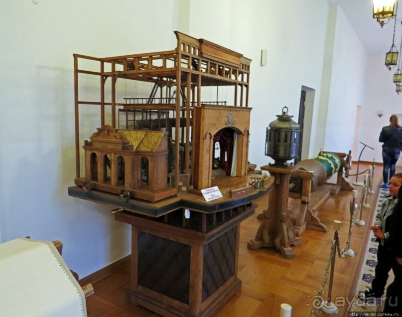 Аки хоромы царские — интерьеры замка Радзивиллов в Несвиже